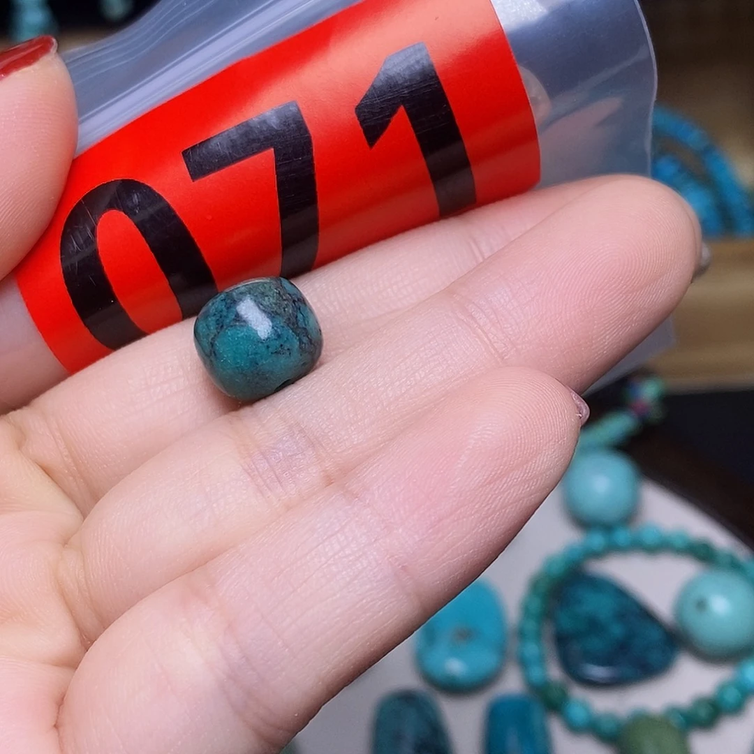 湖北十堰原矿特色散珠