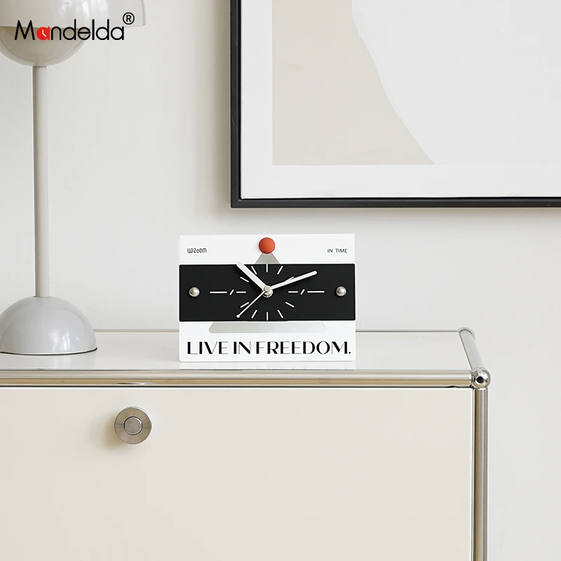 Mandelda家居创意时钟客厅玄关桌面摆件电视柜摆台式钟表装饰品