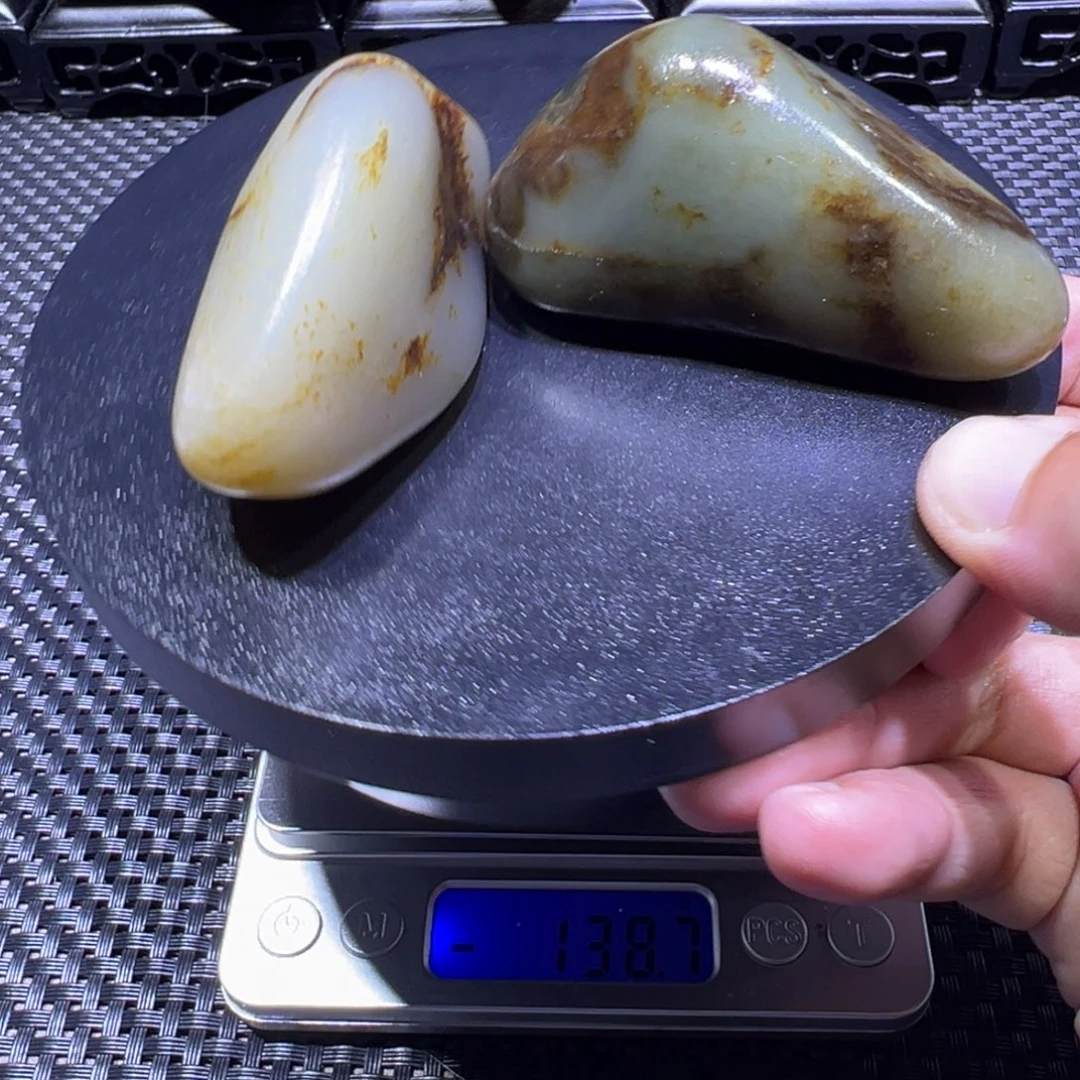 吊坠(不含链)未镶嵌和田玉（子料）195
