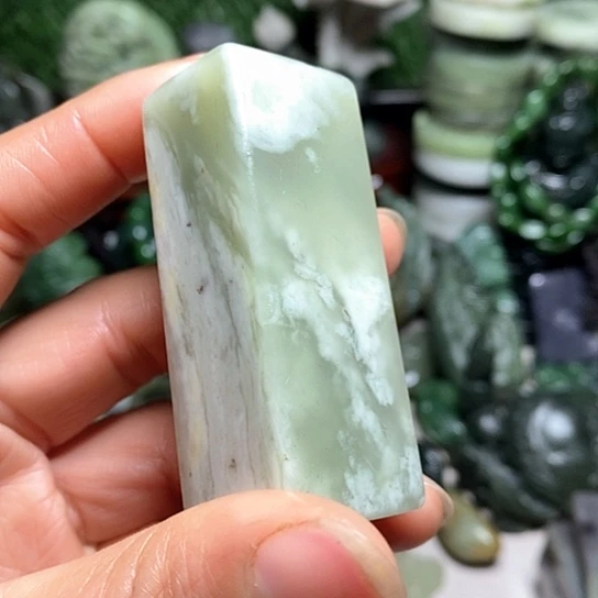 未镶嵌和田玉（糖玉）珠宝半成品