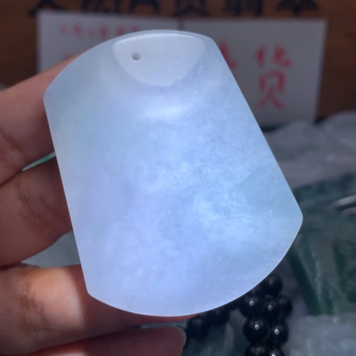 翡翠未镶嵌颈饰保真天然A货翡翠