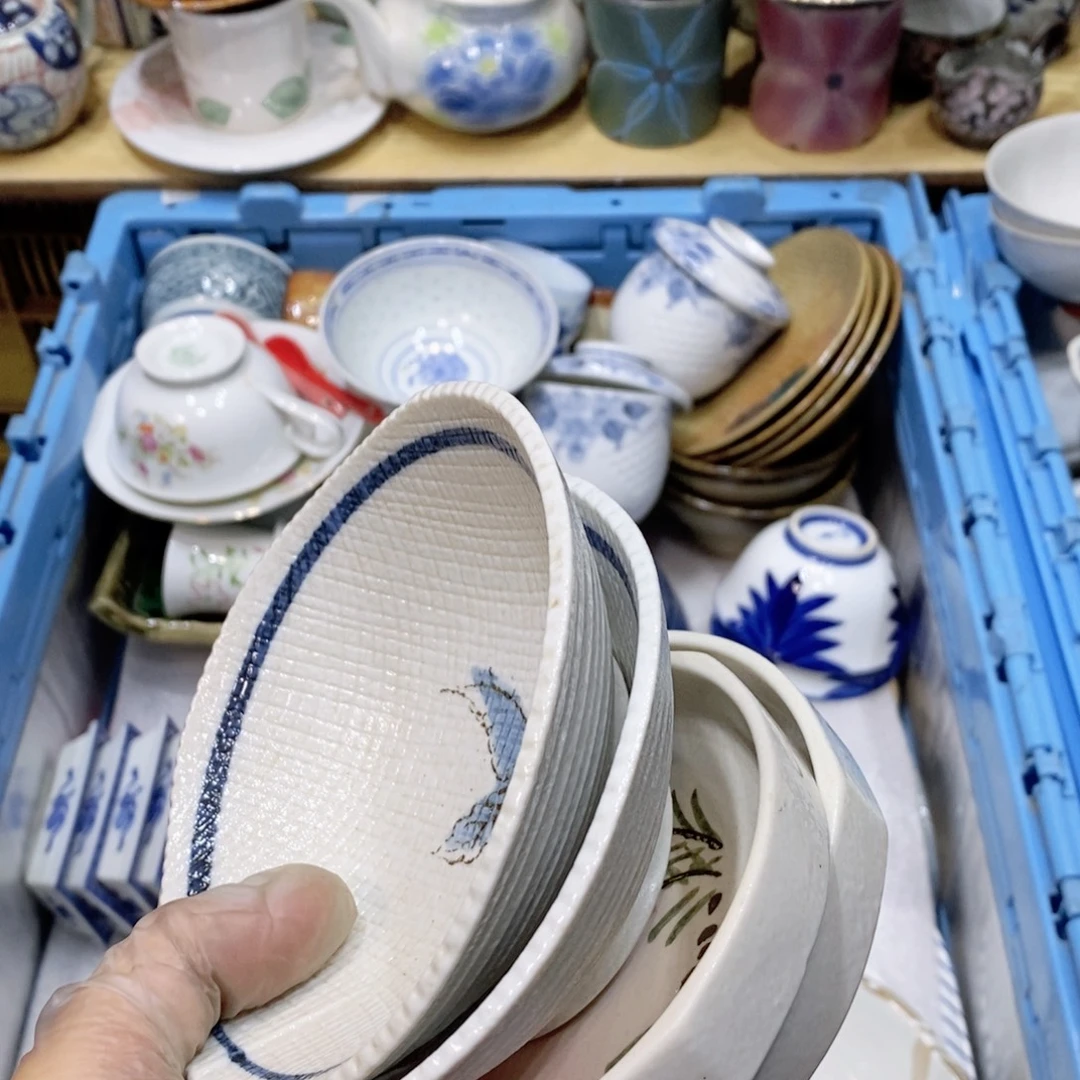 汶***师瓷片呵呵。个？个！哈哈哈哈