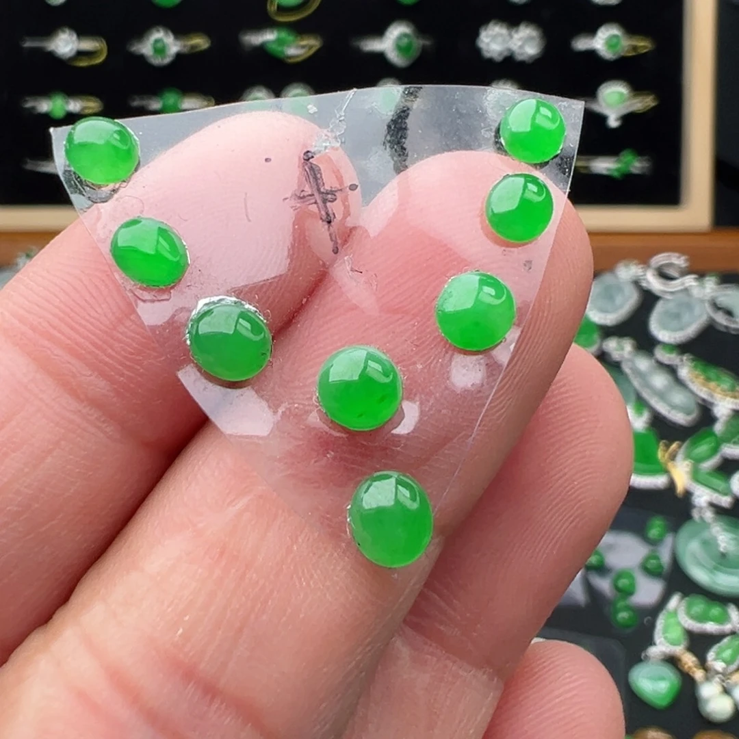 翡翠未镶嵌颈饰4号套链