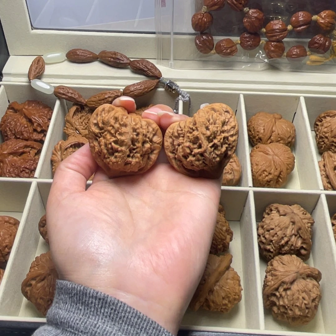 文玩核桃吊坠野生