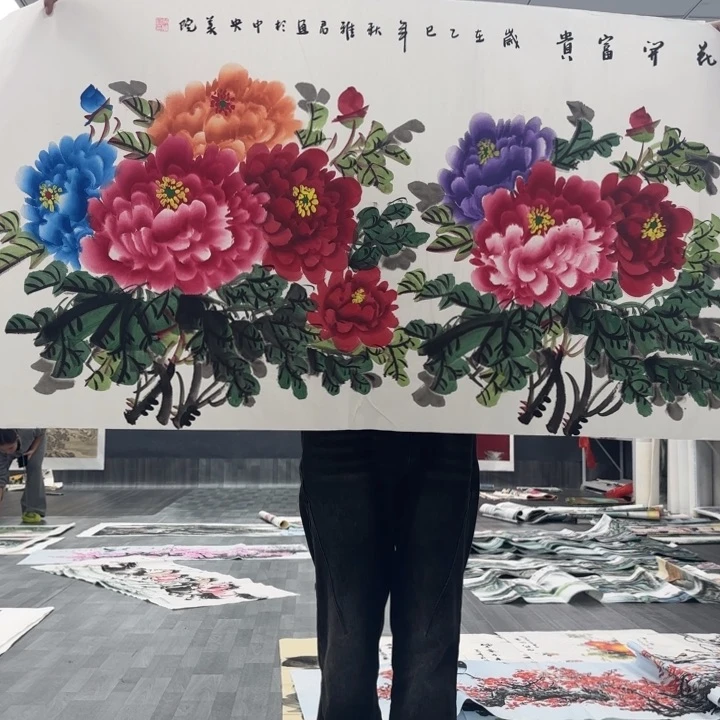 字画等多种形式的艺术作品和