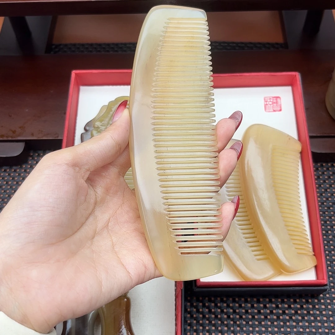 手工制作纯牛角梳子