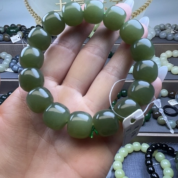 未镶嵌手链和田玉