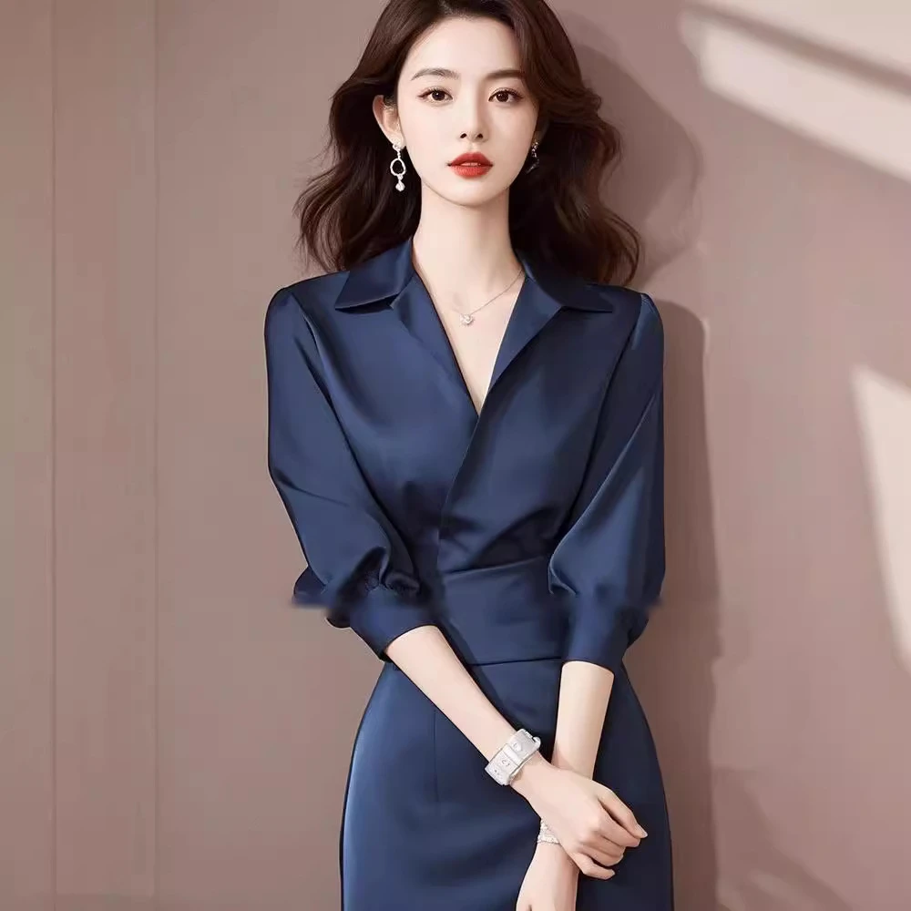 法式精致轻奢高级感正式场合气质收腰小香风缎面净色衬衫连衣裙秋