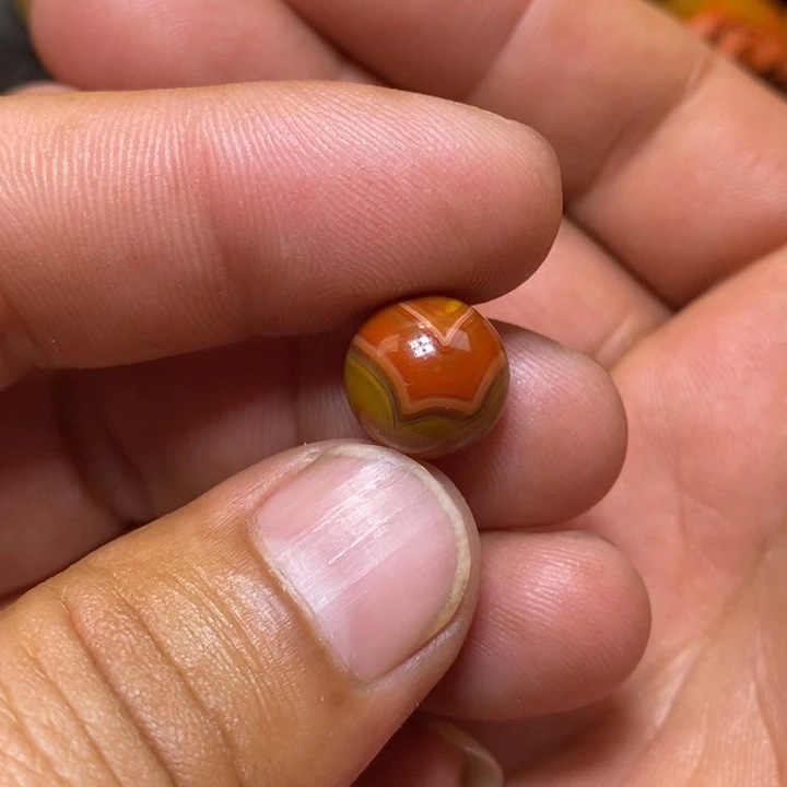 未镶嵌战国红珠子玛瑙/玉髓安*?