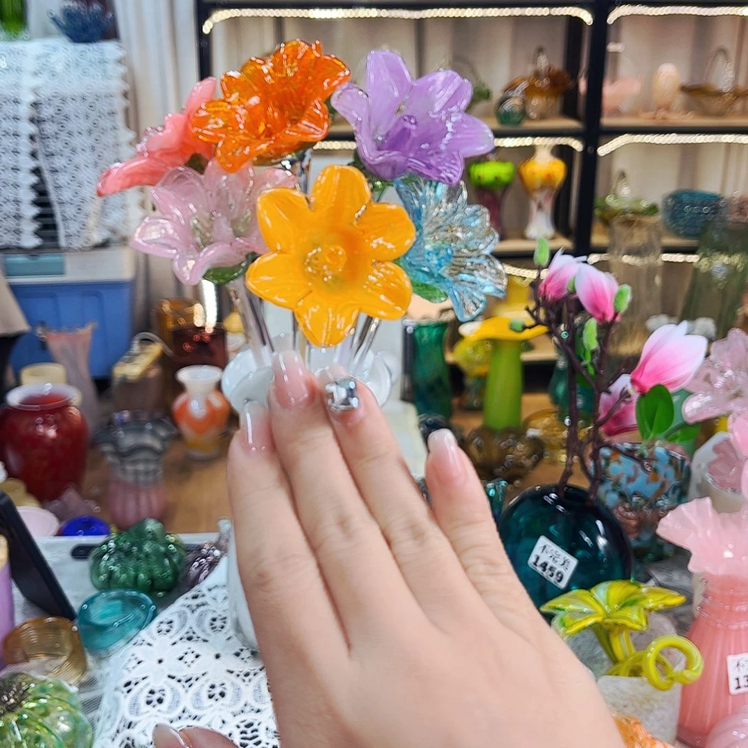 6朵百合家悦美居琉璃摆件