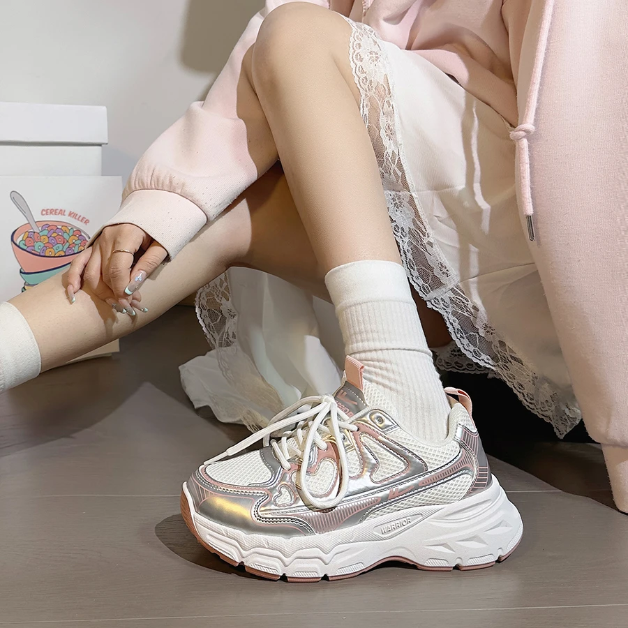 回力银粉老爹鞋女2025新款厚底爱心鞋子女ins潮复古休闲运动鞋女