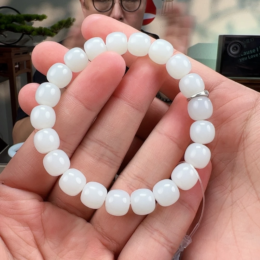 用***8和田玉未镶嵌手链卡10mm