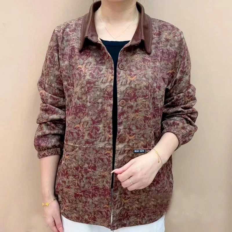 2025秋装新款妈妈装撞色翻领夹克复古印花中老年女装长袖外套大码