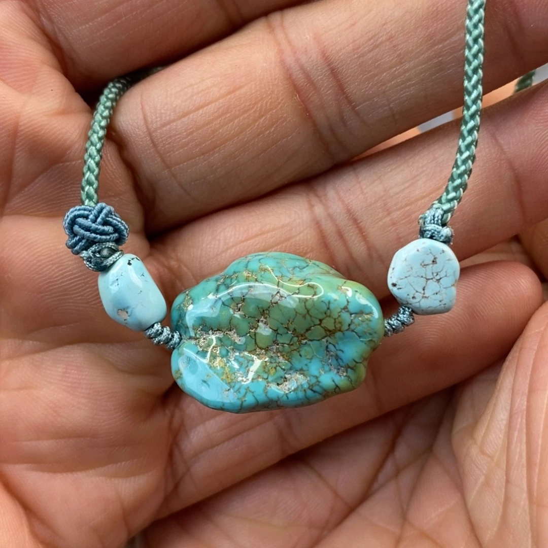 未镶嵌绿松石珠宝奇石