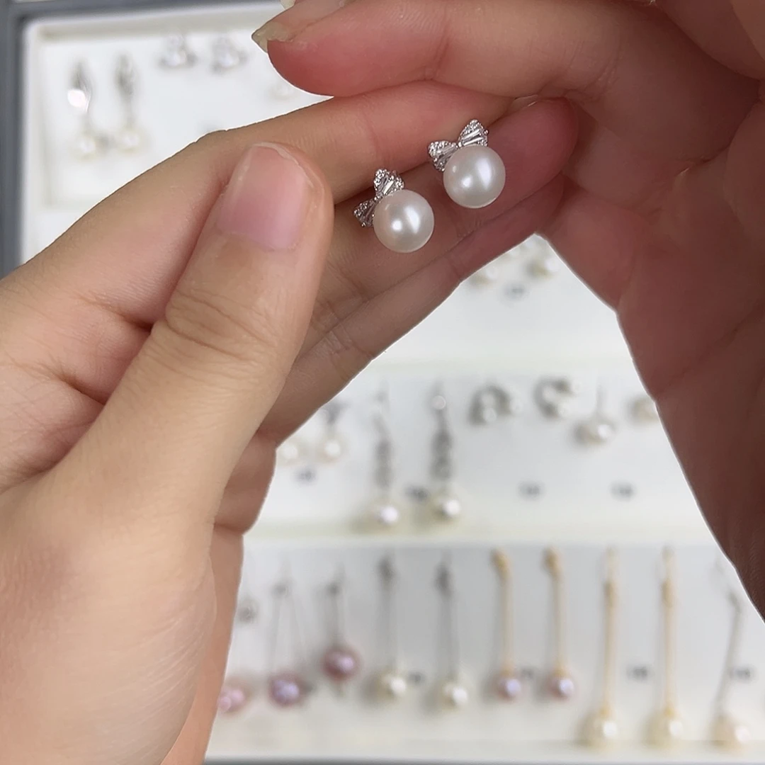 银S925镶嵌耳饰淡水珍珠