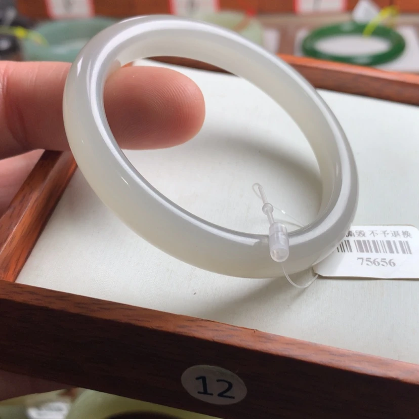 【闪购商品】和田玉手镯未镶嵌52.9