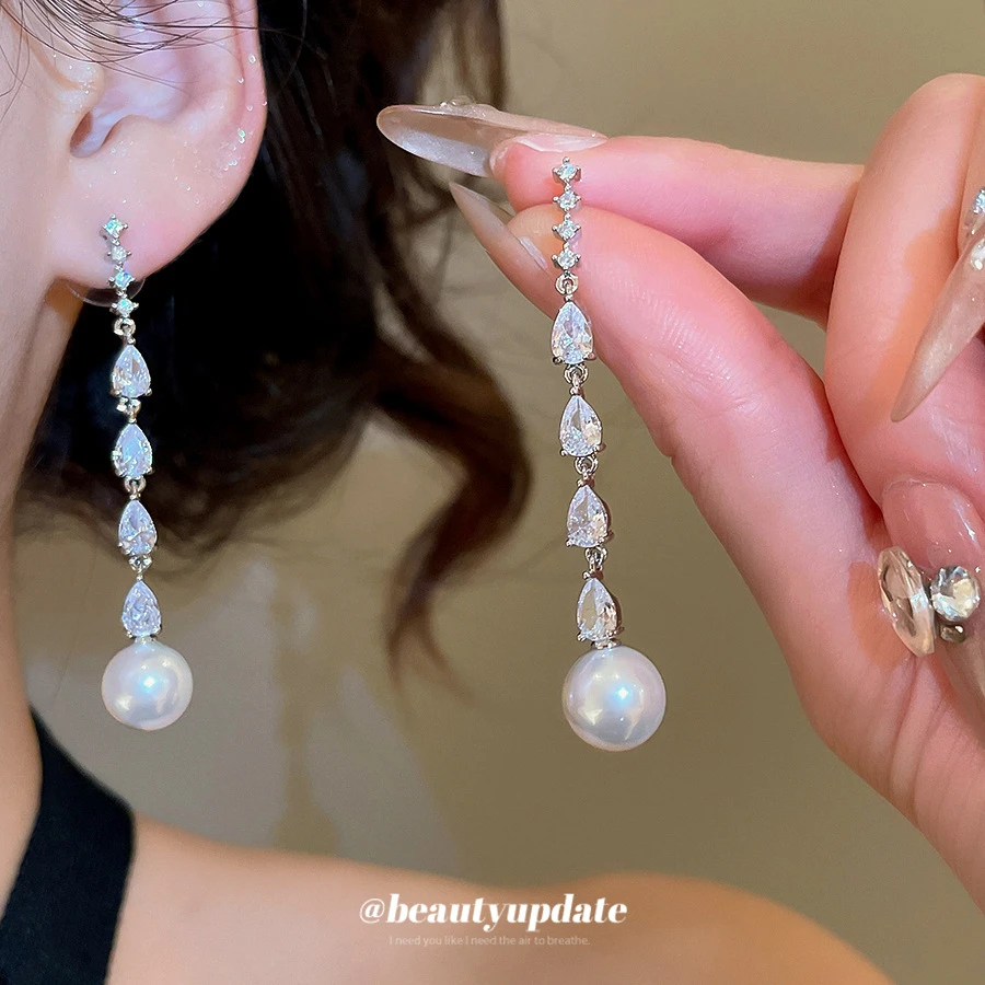 合金仿珍珠耳饰 银针水滴流苏耳钉复古轻奢气质优雅耳环耳饰女