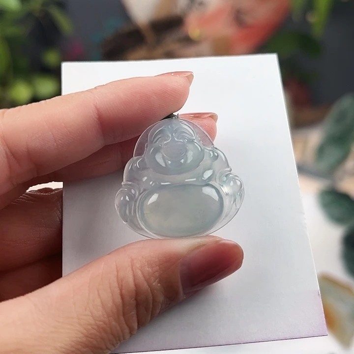 翡翠未镶嵌颈饰佛公