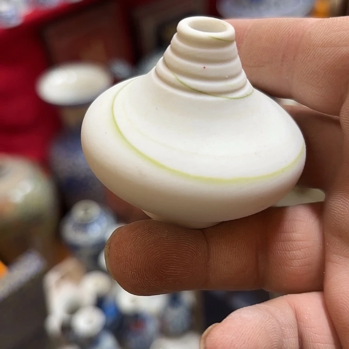 路***下陶瓷摆件不固定一件