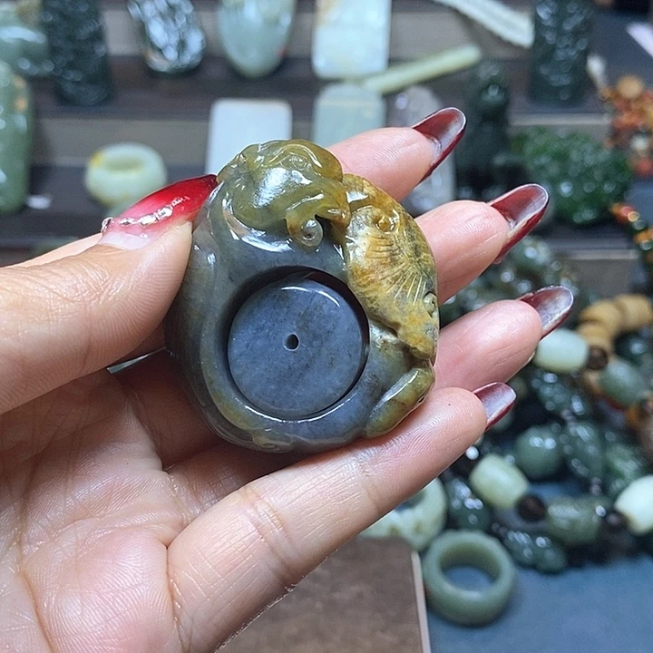 和田玉挂件未镶嵌