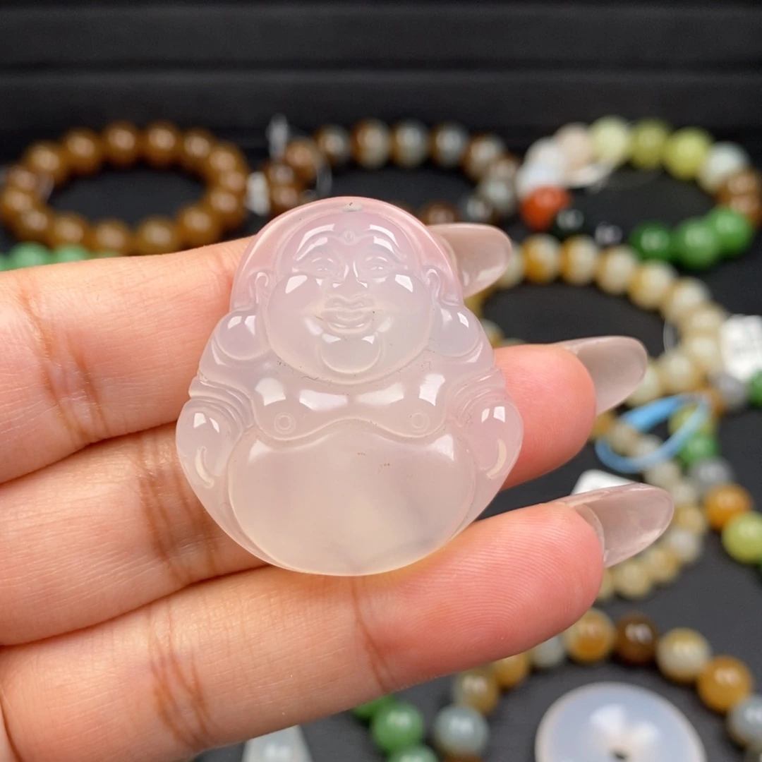 石英质玉未镶嵌颈饰