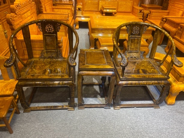 阴沉金丝楠榴疤纹独板皇宫圈椅三件套（新春冲量附赠小靠背椅）