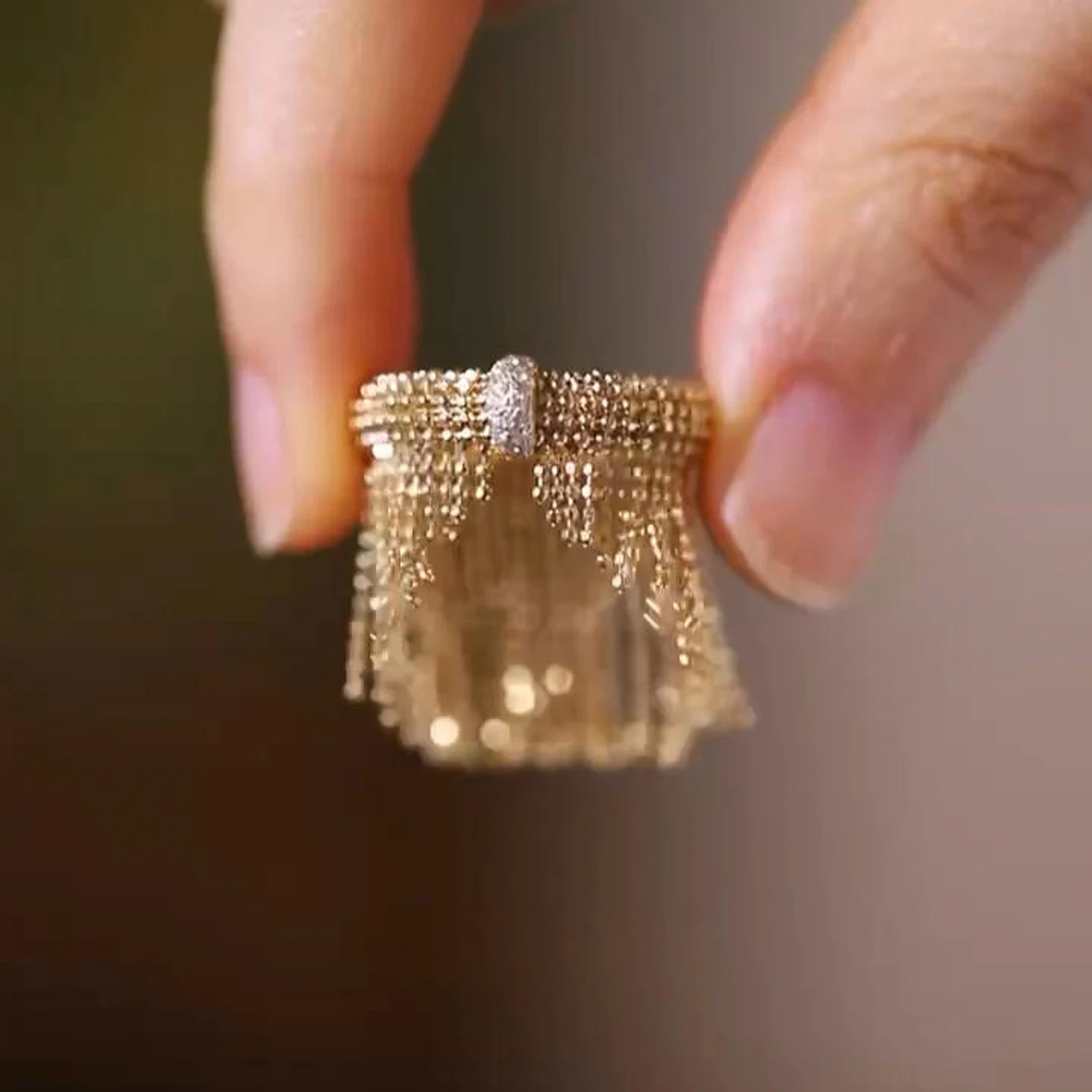 铜合金戒指 皇冠流苏戒指女复古重工小众设计高级感精致食指戒ins