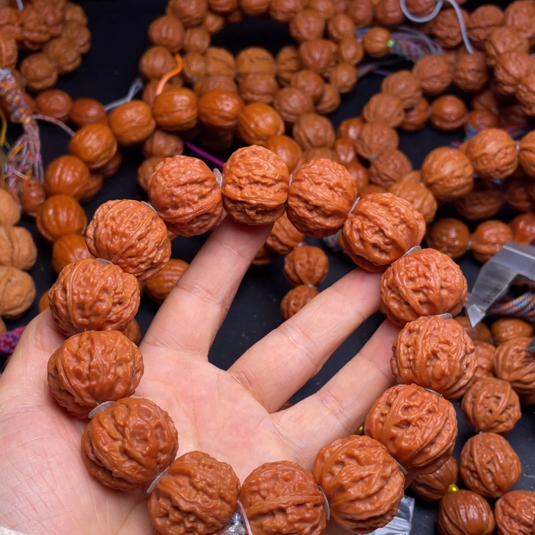 文玩核桃吊坠刘*浩京八棱