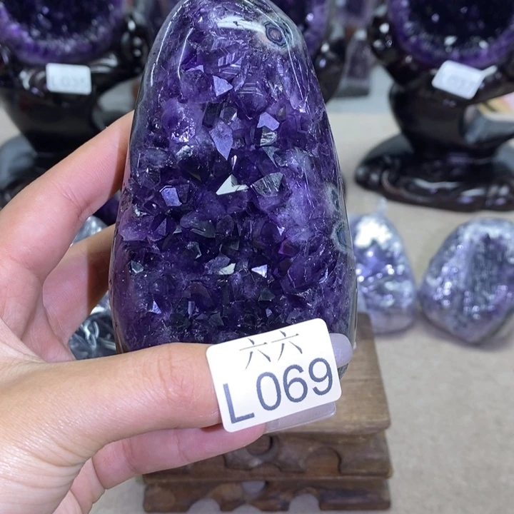 大型摆件（非配饰）未镶嵌水晶摆件