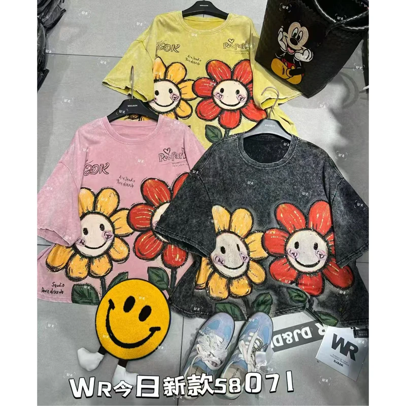 2025新款潮牌重工花朵短袖T恤女卡通亮片刺绣宽松遮肉显瘦上衣潮