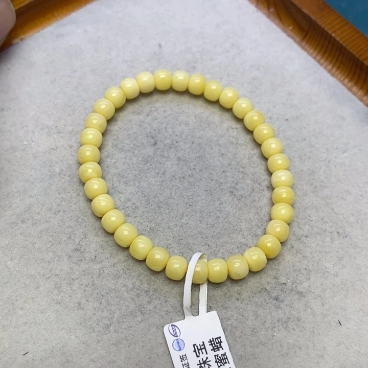 蜜蜡裸石未镶嵌手串