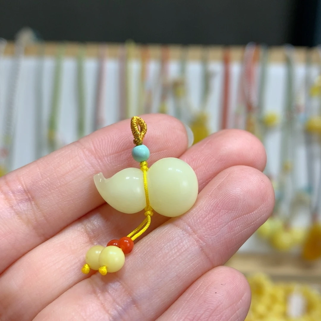 蜜蜡裸石未镶嵌特价