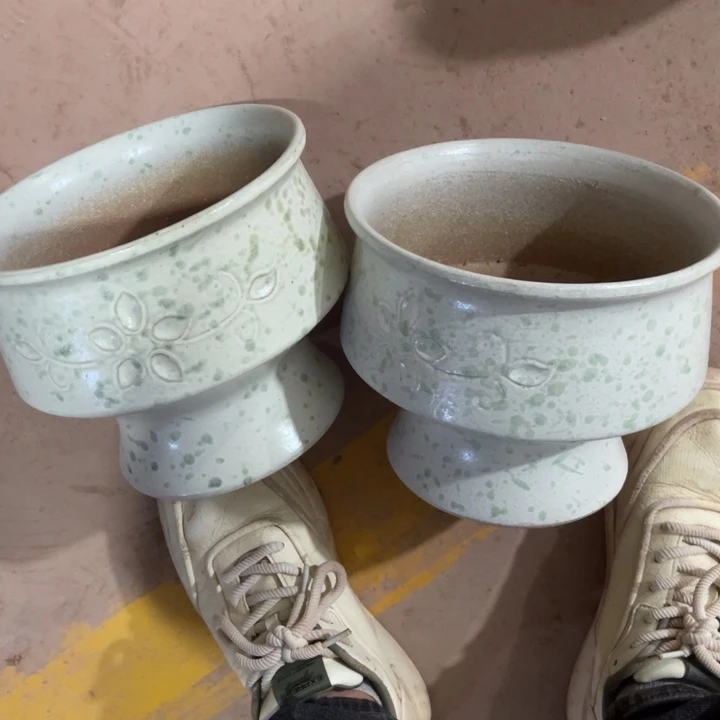 紫砂花盆口径21高度17两只正品