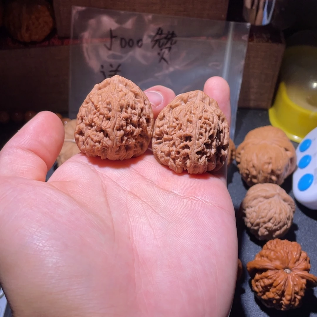 吊坠文玩核桃三角疆