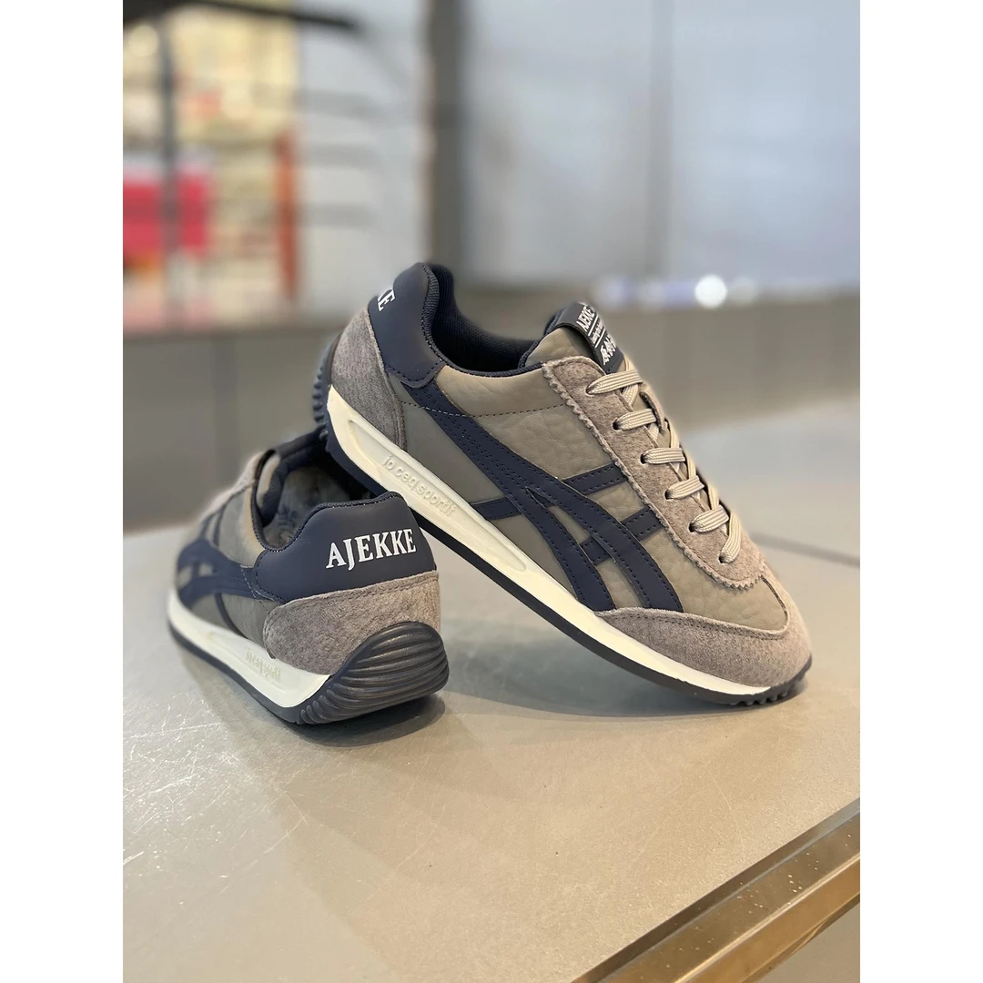 EAEOVNI年秋季新款小众透气皮面休闲鞋男潮流百搭男鞋阿甘鞋