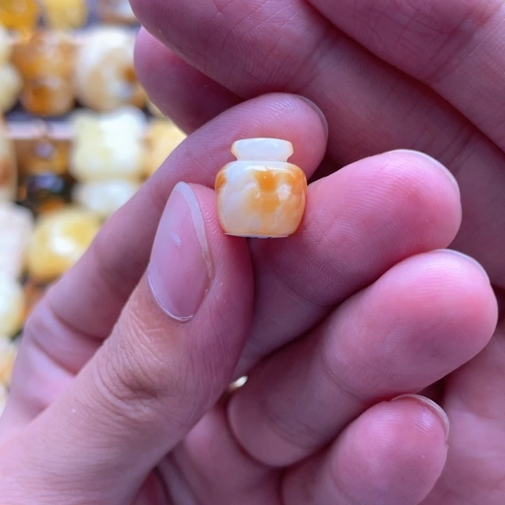 琥珀未镶嵌裸石蜜蜡