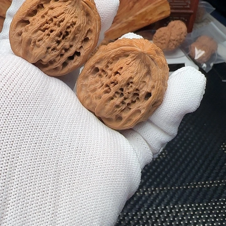 文玩核桃吊坠全品大沽石鹰钩异形