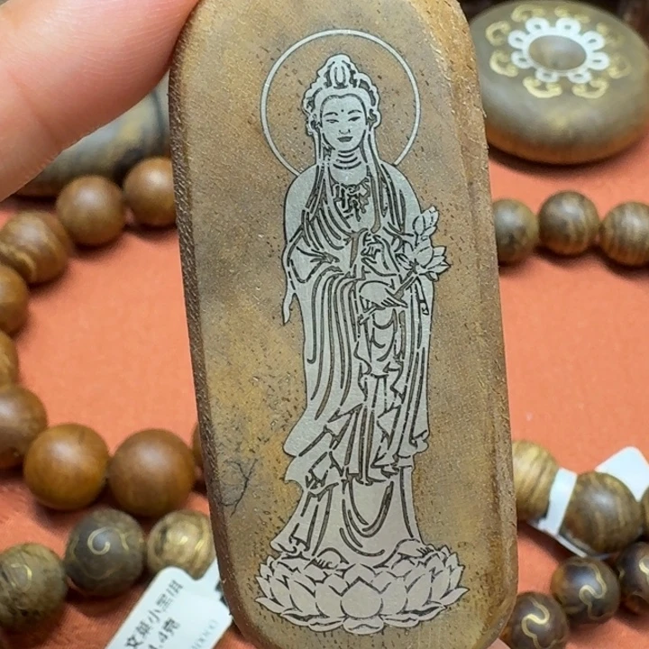 大叶紫檀（黑酸枝木类）