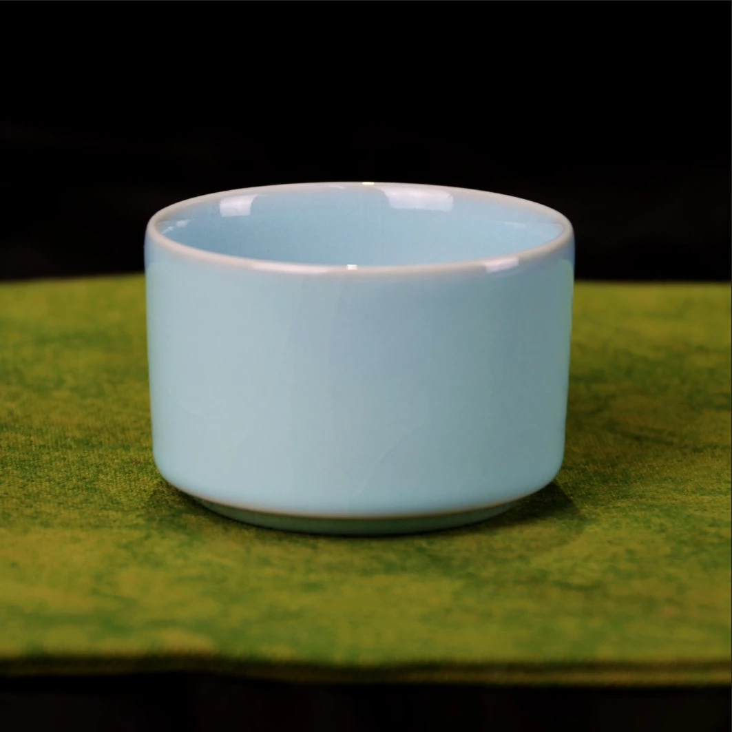 *全手工原矿天青釉汝瓷茶具/扳指杯/主人杯茶器茶杯 在握