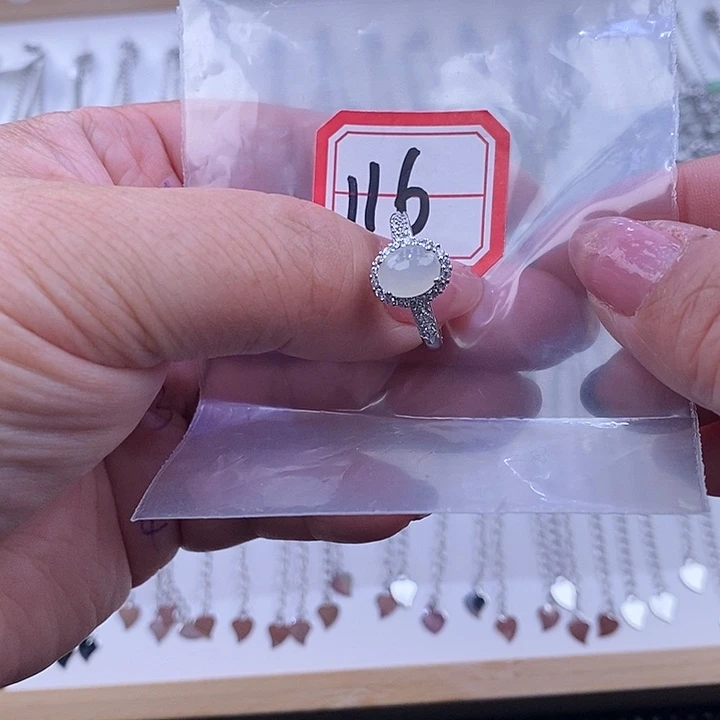 未镶嵌戒指翡翠缅甸