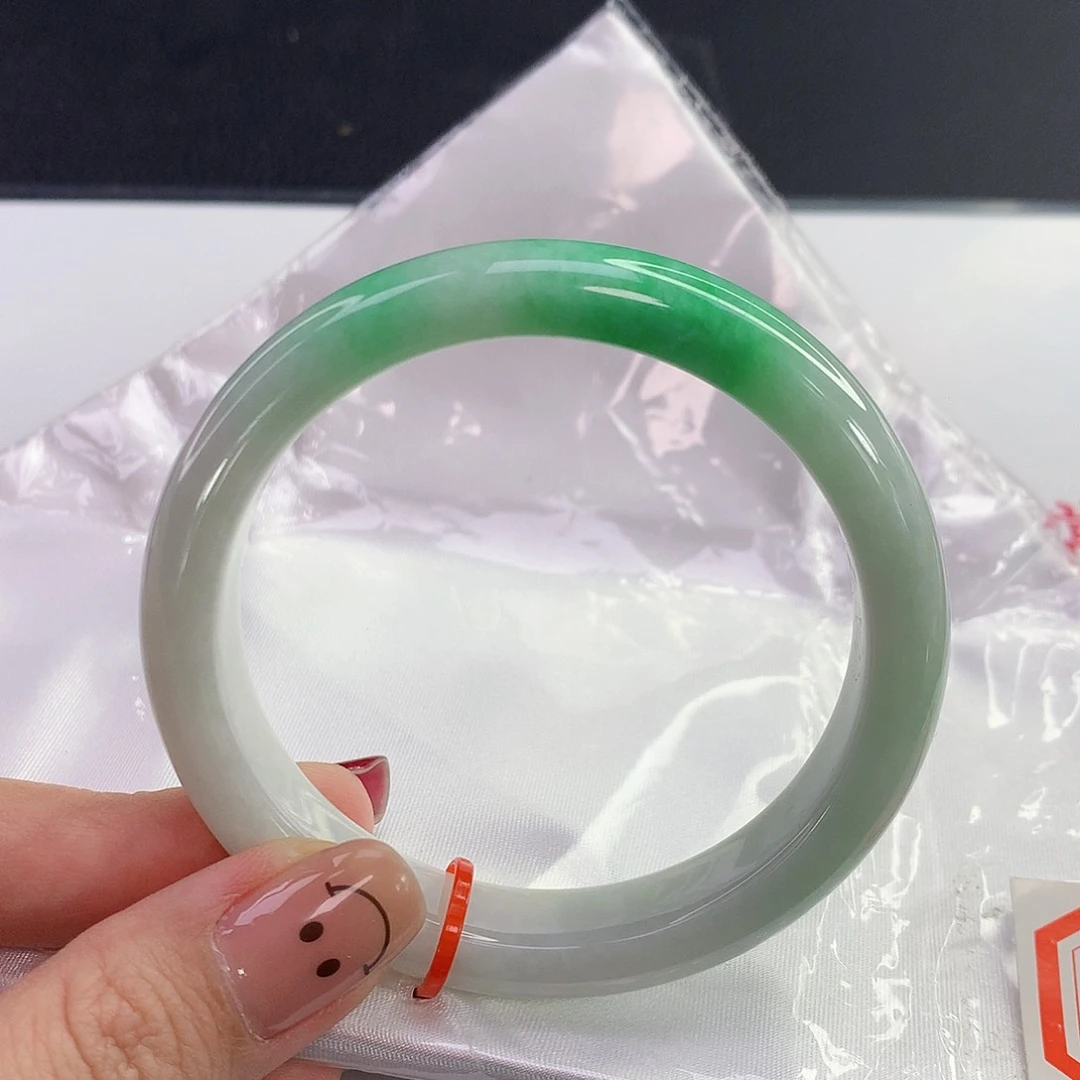 翡翠手镯未镶嵌天然翡翠A货1011