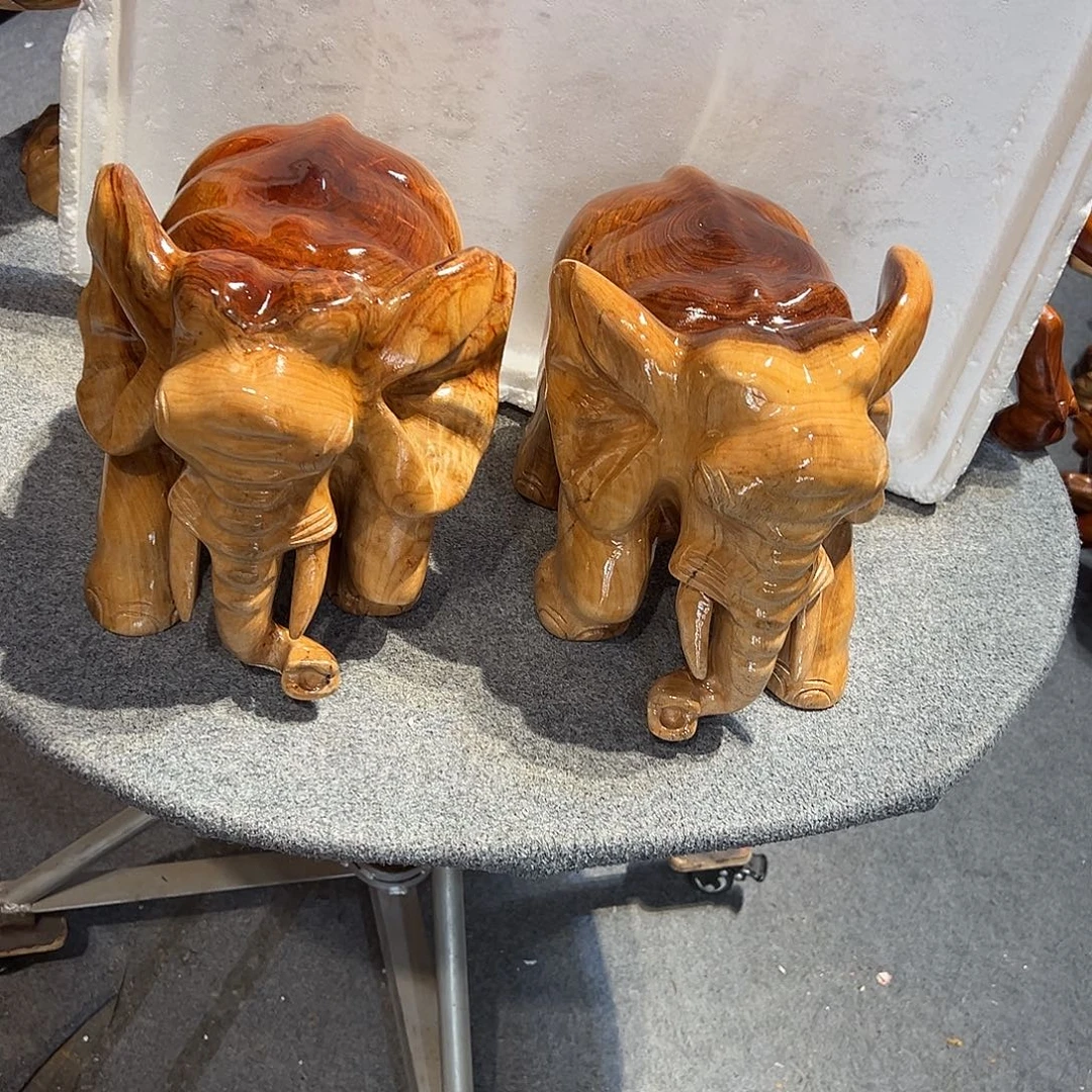 河***园香樟木纯手工制作工艺品