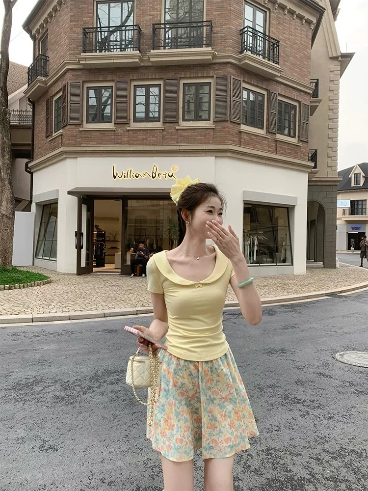奶黄色娃娃领蝴蝶结短袖t恤女夏季设计感收腰修身短款显瘦上衣