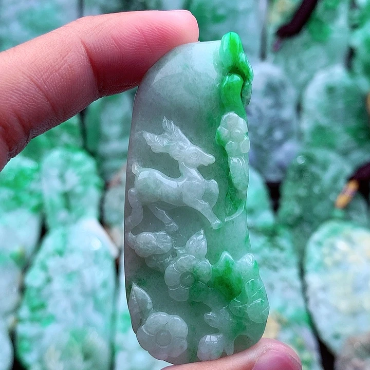 翡翠吊坠(不含链)未镶嵌