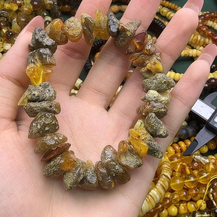 琥珀未镶嵌珠宝奇石