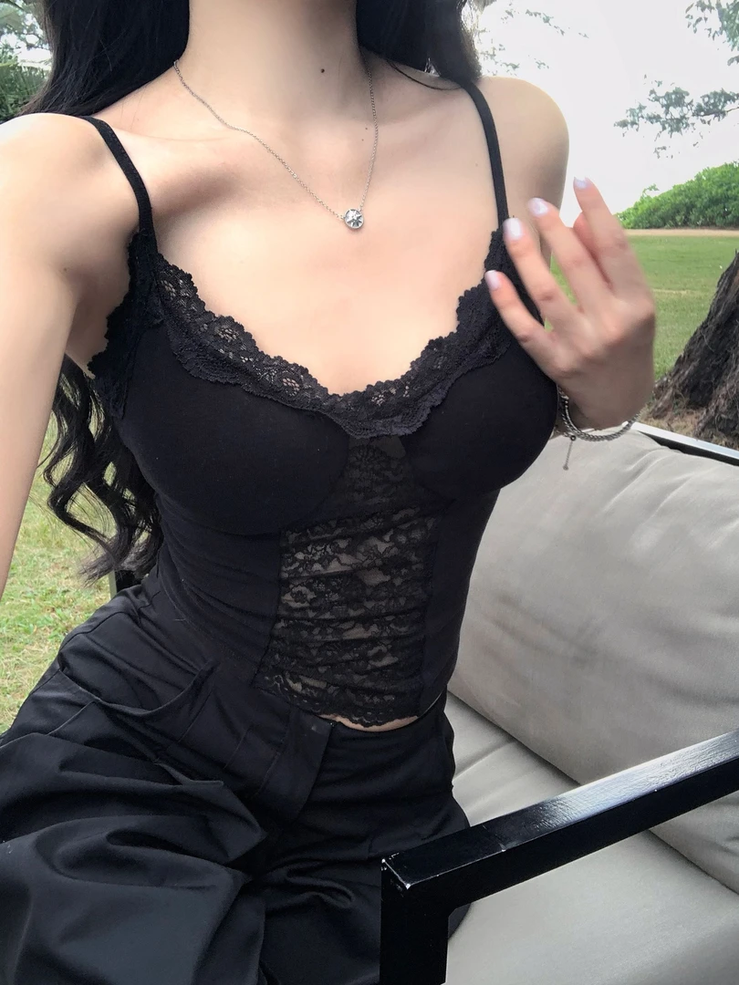 温柔 缎面蕾丝拼接吊带背心带胸垫女内搭打底上衣 90032