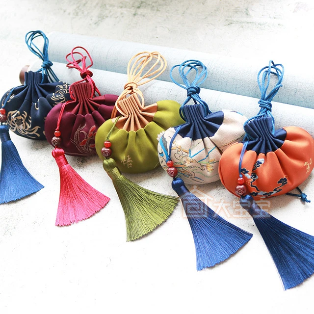 端午节香包礼品香囊古风刺绣随身香袋衣柜薰衣草艾草汉服荷包空袋