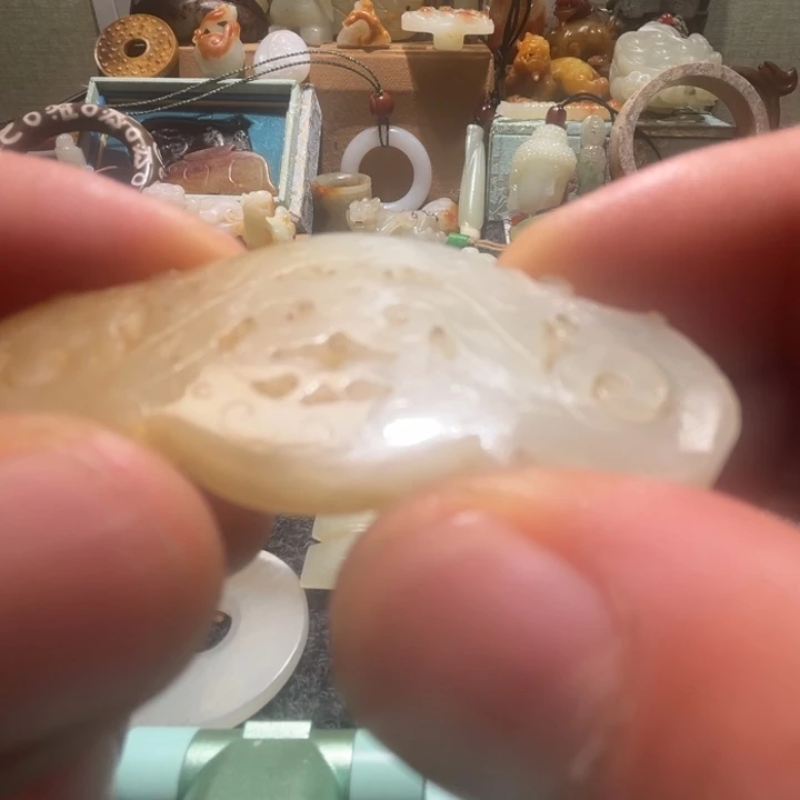 和田玉（糖玉）未镶嵌挂件