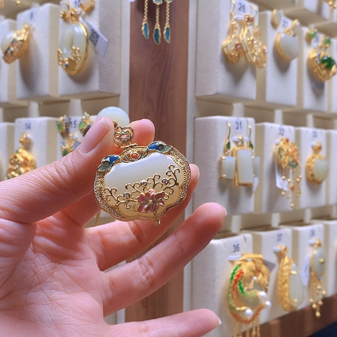 和田玉颈饰银S925镶嵌