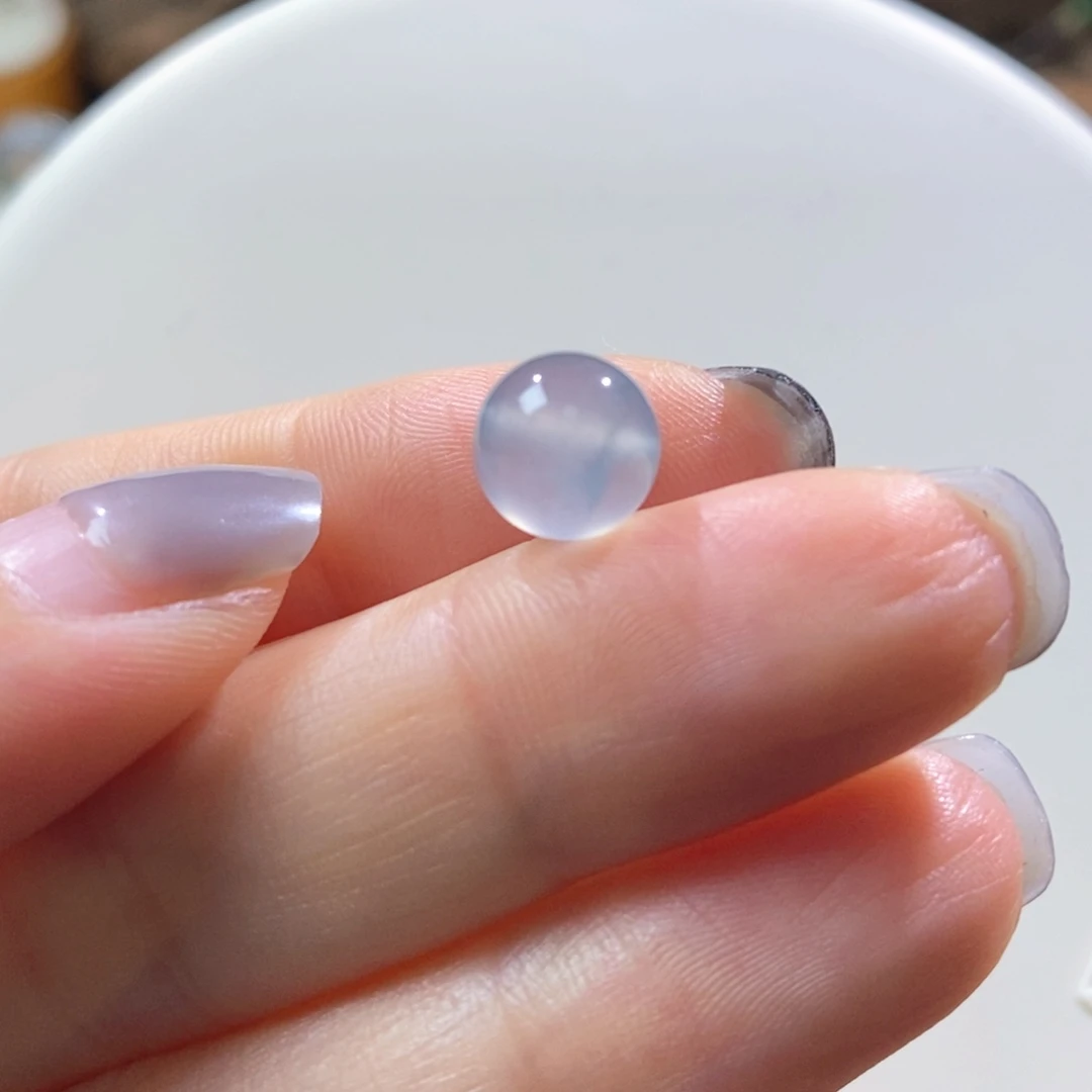 翡翠散珠高冰蓝卡8.9mm
